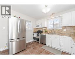 17 WHITE OWL Crescent - 12