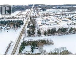 211 THOMPSON Road W - 11