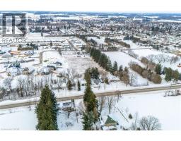 211 THOMPSON Road W - 5