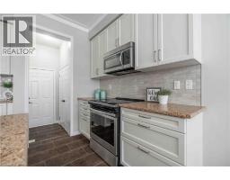 115 LARRY Crescent - 13