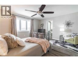 115 LARRY Crescent - 22