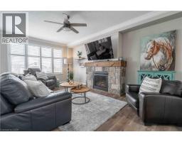 115 LARRY Crescent - 5