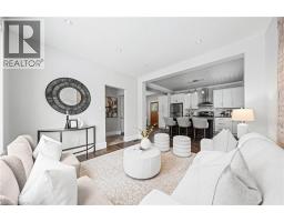 11 HEINS Avenue - 13