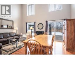 148 WINDING WOOD Crescent - 12