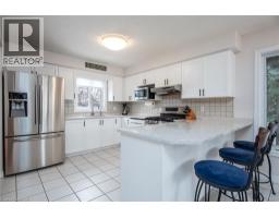 148 WINDING WOOD Crescent - 18