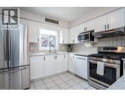 148 WINDING WOOD Crescent - 19