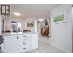 148 WINDING WOOD Crescent - 21