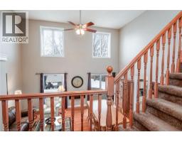 148 WINDING WOOD Crescent - 26