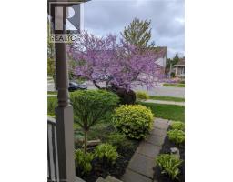 148 WINDING WOOD Crescent - 44