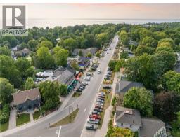 10 HAMILTON Street - 10