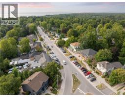 10 HAMILTON Street - 11