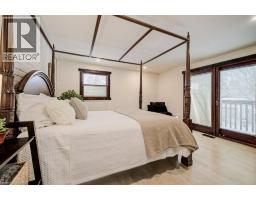 24 MANLEY Street - 35