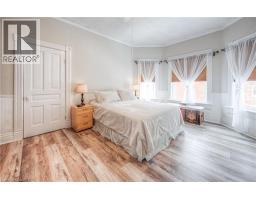 333 BARBER Avenue N - 21