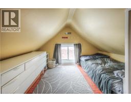 333 BARBER Avenue N - 32