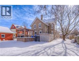 333 BARBER Avenue N - 37