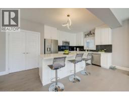 43 GREYHAWK Street - 14