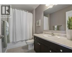 286 APPLE HILL Crescent - 24