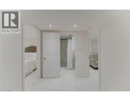 569 STIRLING Avenue S - 35