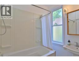 127 DUKE Street E - 23