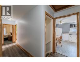 25 CHARLTON Crescent - 12