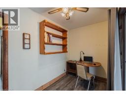 25 CHARLTON Crescent - 20