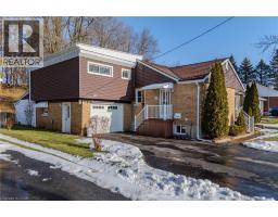 25 CHARLTON Crescent - 37