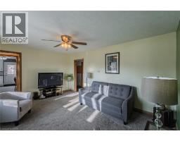 25 CHARLTON Crescent - 8