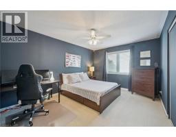 79 ZIEMAN Crescent - 25