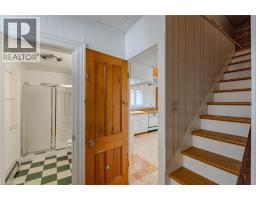 181 TALBOT Street S - 18