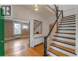 181 TALBOT Street S - 22