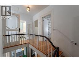 181 TALBOT Street S - 25