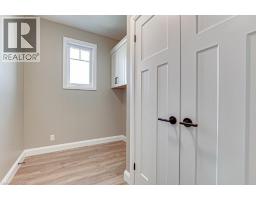 383 ARGYLE Avenue - 4