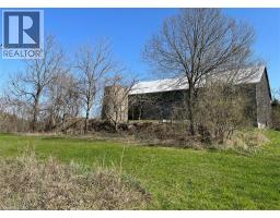 1457 97 REGIONAL Road - 24