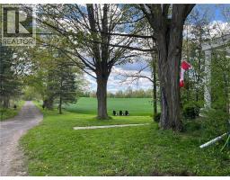 1457 97 REGIONAL Road - 45