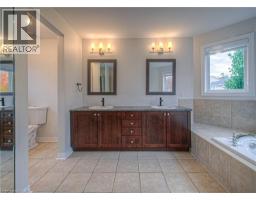 47 DELLGROVE Circle - 25