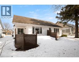 7 LAKEFIELD Court - 37