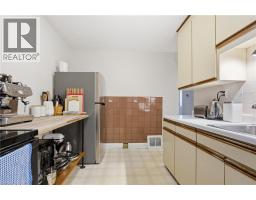 157 BRIDGEPORT Road E - 13