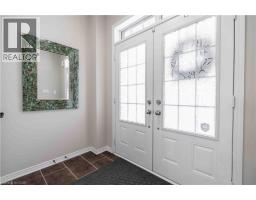 115 LARRY Crescent - 3