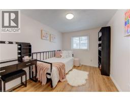 430 BANKSIDE Crescent - 21