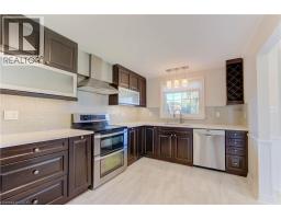 6 CHURCHILL Street - 10