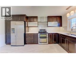 6 CHURCHILL Street - 11