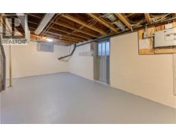 6 CHURCHILL Street - 26