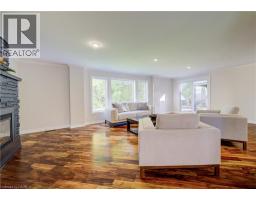 6 CHURCHILL Street - 4