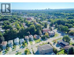 6 CHURCHILL Street - 44