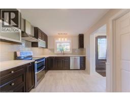 6 CHURCHILL Street - 9