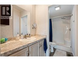 22 COPPER BEECH Drive - 13