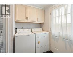 22 COPPER BEECH Drive - 19