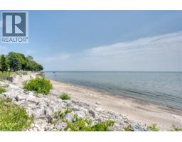 22 COPPER BEECH Drive - 28