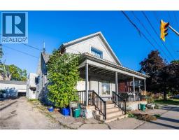 225 WATER Street N - 4