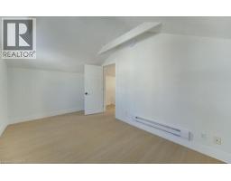 190 LANCASTER Street E - 14